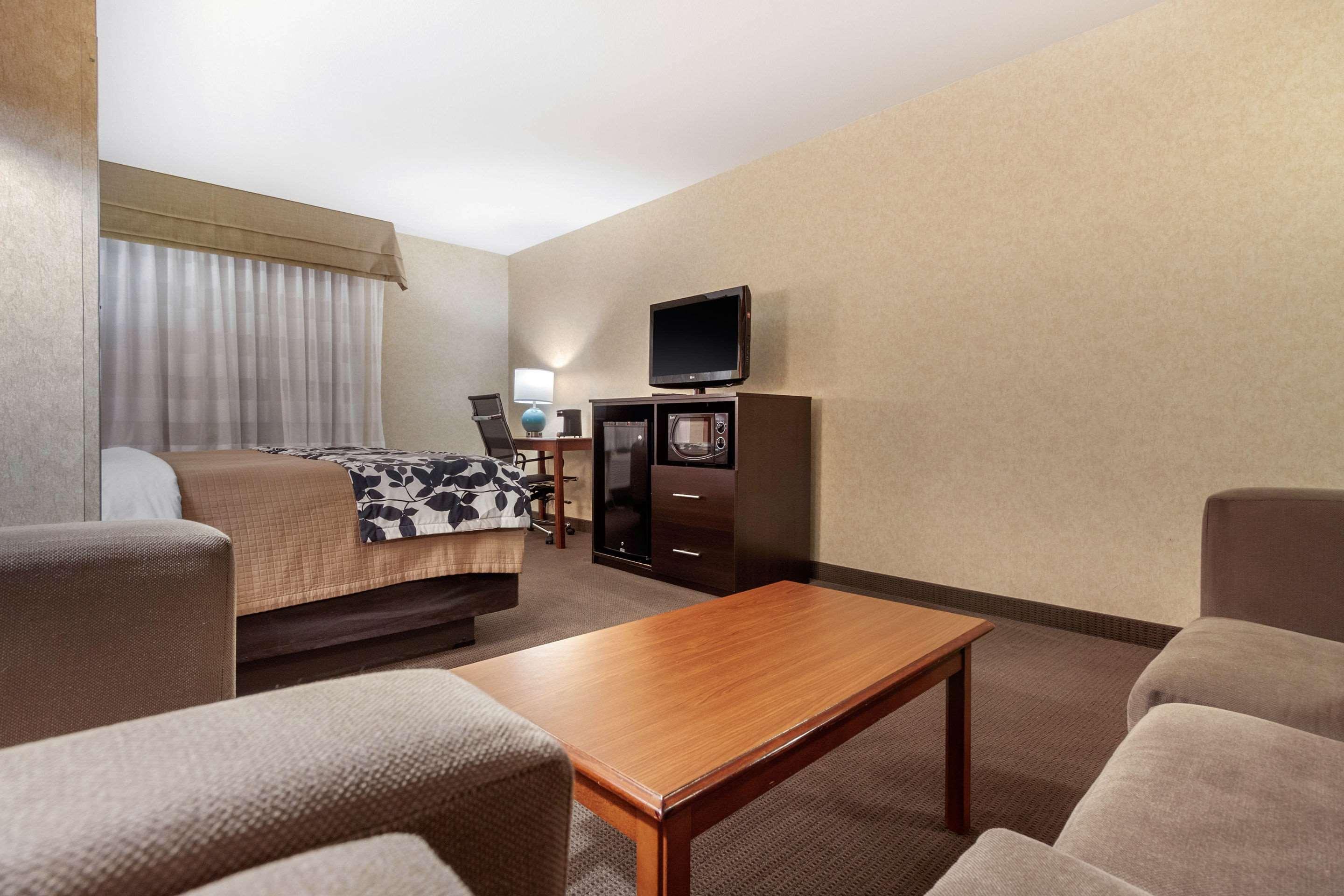 Sleep Inn & Suites Hays I-70 Dış mekan fotoğraf