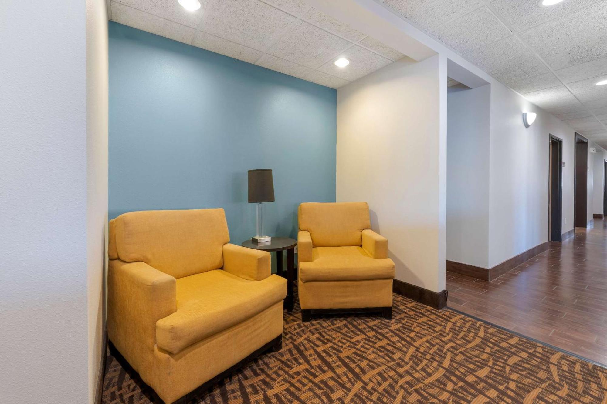 Sleep Inn & Suites Hays I-70 Dış mekan fotoğraf